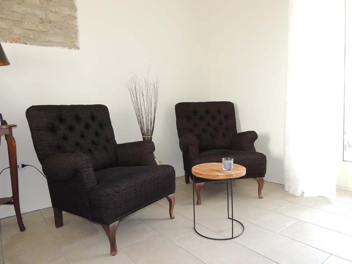 La Luce Delle Colline Bed & Breakfast Serravalle delle Langhe Exterior photo