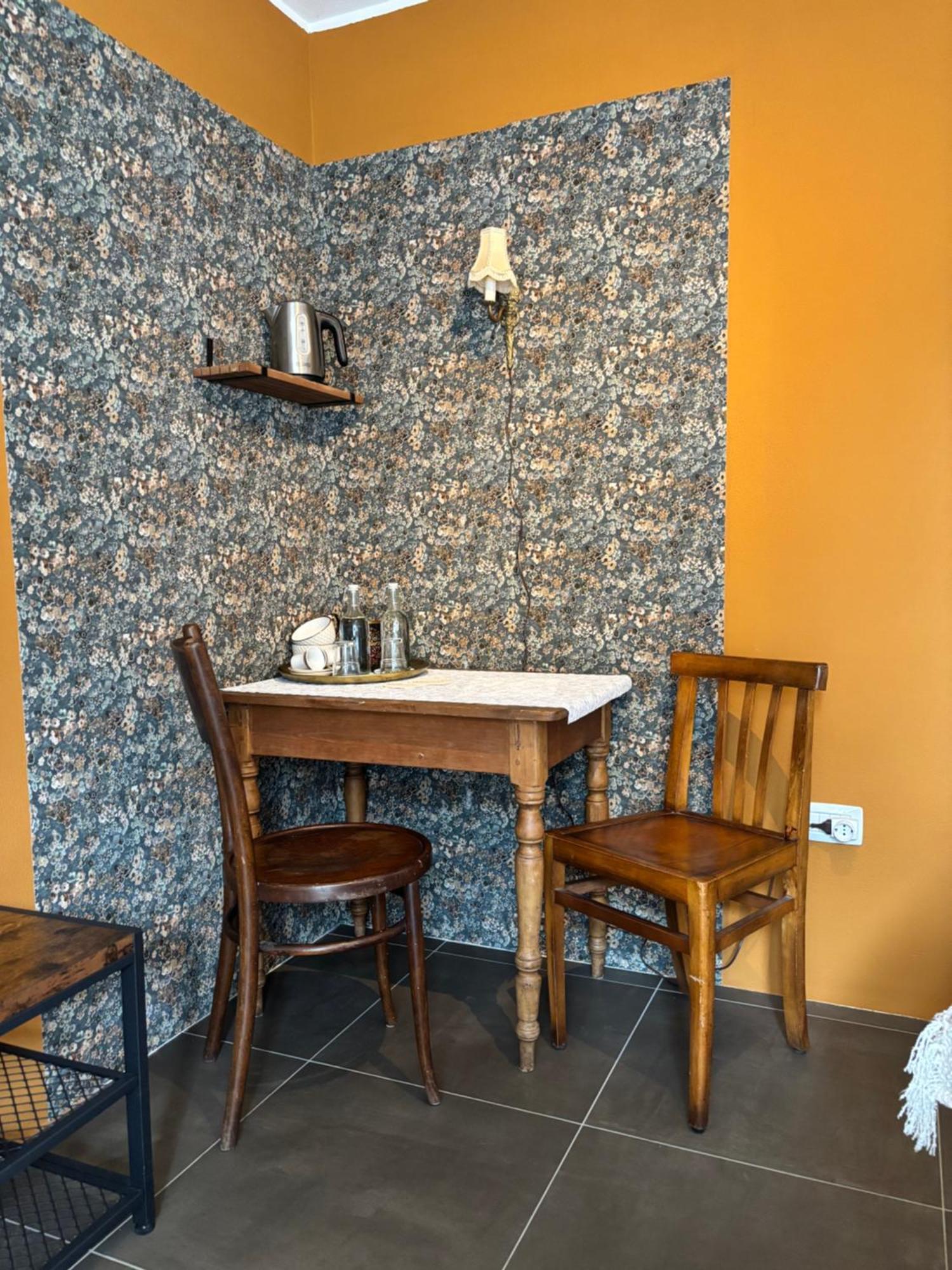 La Luce Delle Colline Bed & Breakfast Serravalle delle Langhe Exterior photo