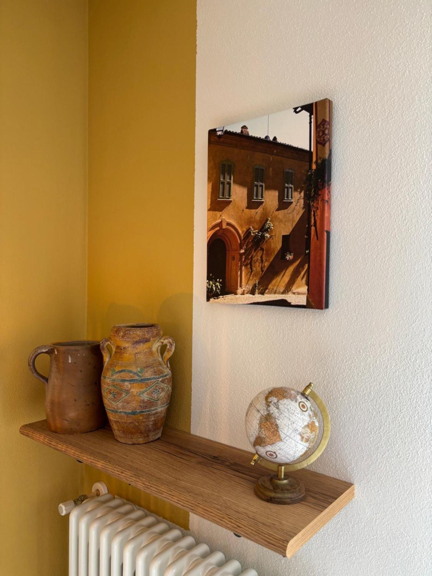 La Luce Delle Colline Bed & Breakfast Serravalle delle Langhe Exterior photo
